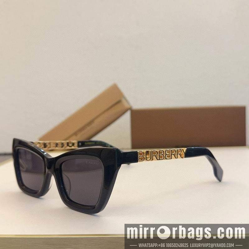 Burberry Glasses smx71