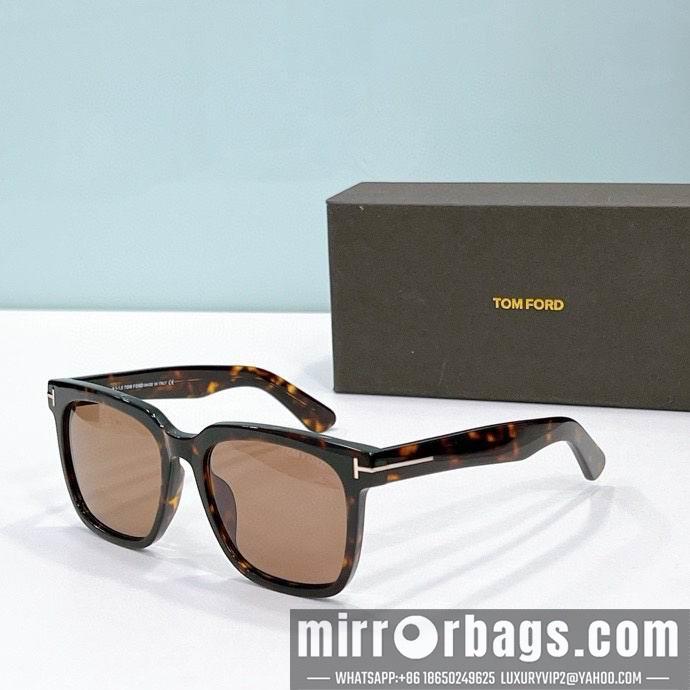 Tom Ford Glasses smx52