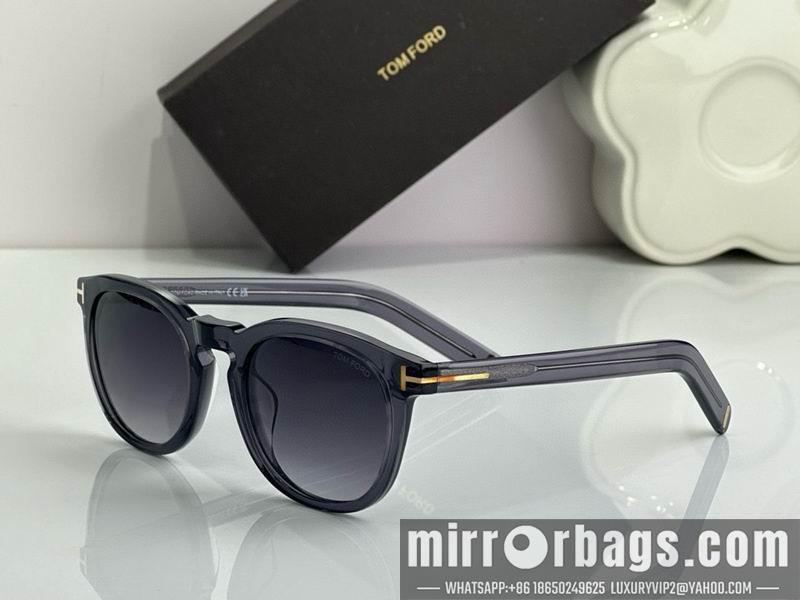Tom Ford Glasses smx101