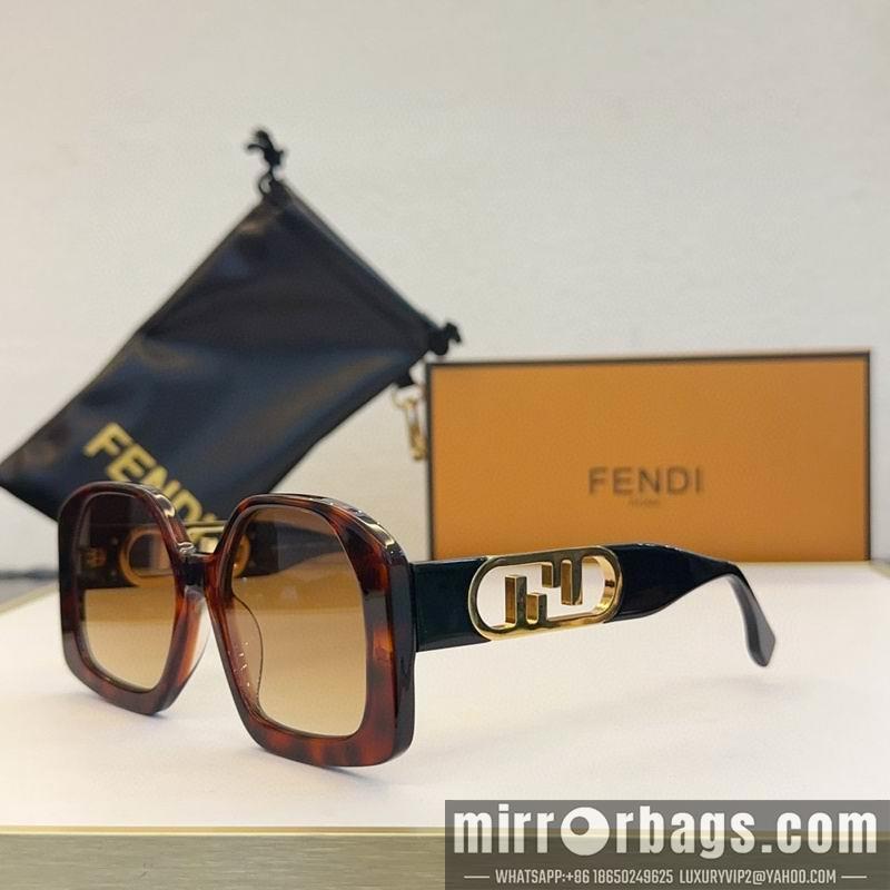 Fendi Glasses smx148