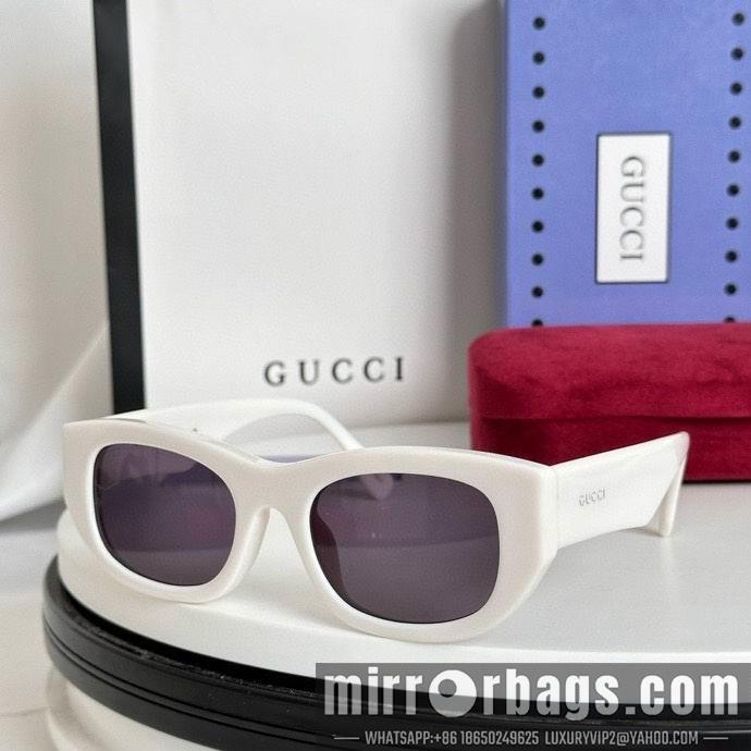 Gucci Glasses smx185