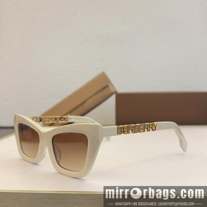 Burberry Glasses smx71
