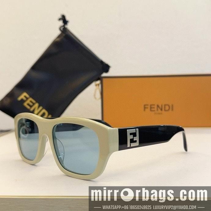 Fendi Glasses smx135