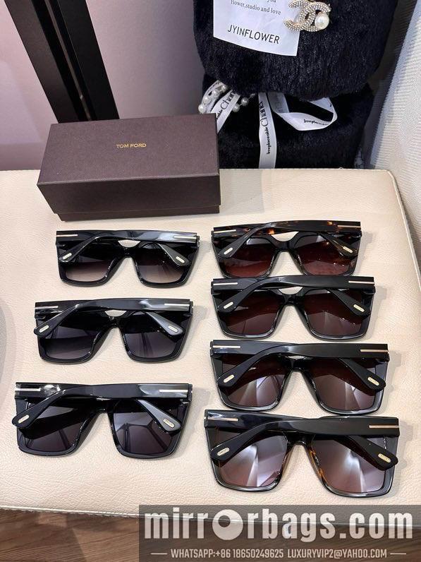 Tom Ford Glasses smx38