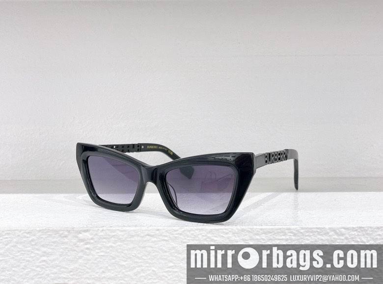 Burberry Glasses smx57