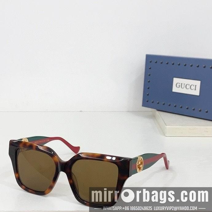 Gucci Glasses smr15