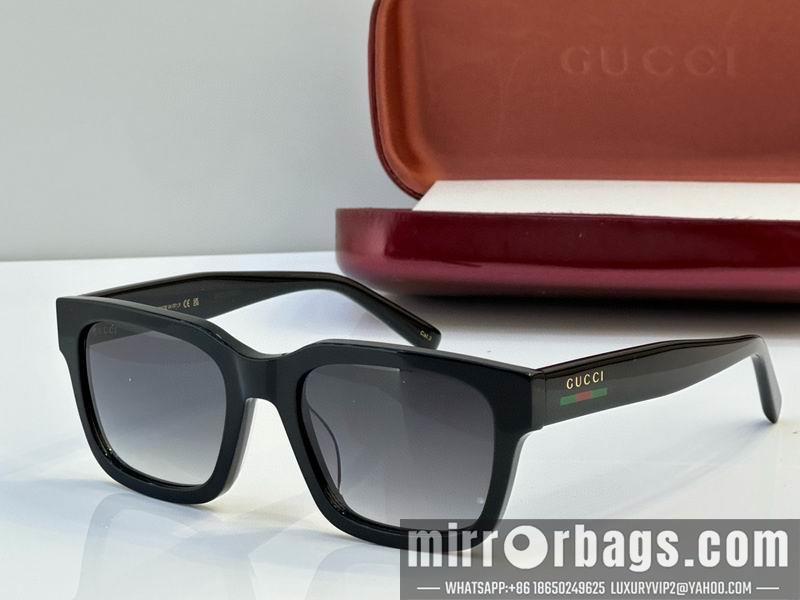 Gucci Glasses smh05