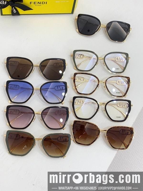 Fendi Glasses smh53