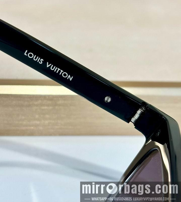 LV Glasses smr49
