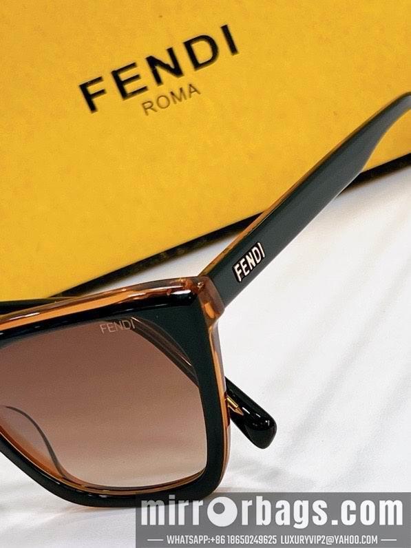 Fendi Glasses smx132