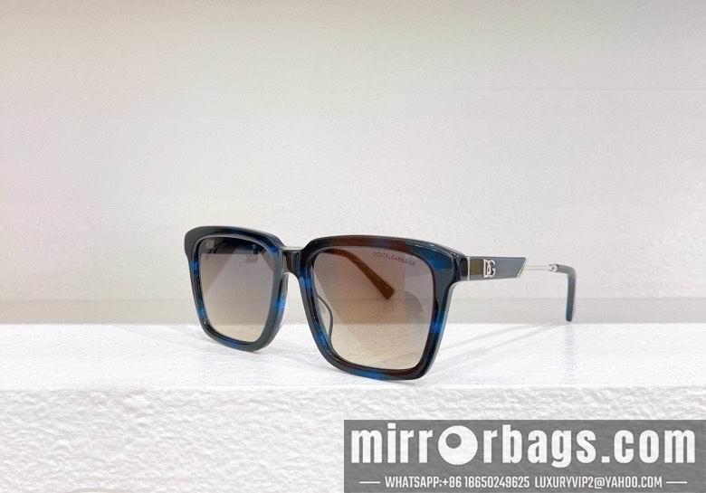 DG Glasses 010213
