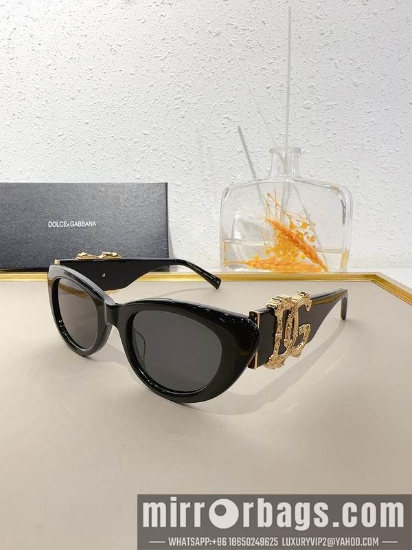 DG Glasses 010205