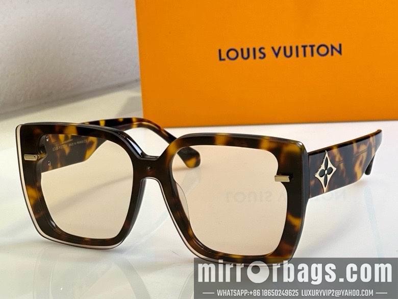 LV Glasses smx120