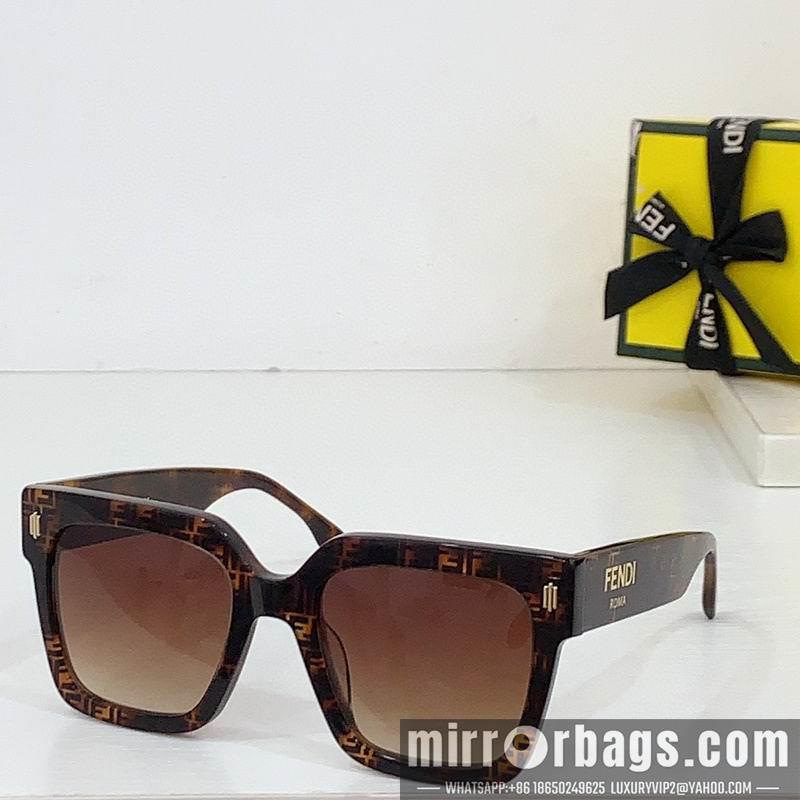 Fendi Glasses smh35