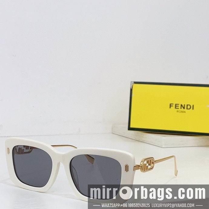 Fendi Glasses smx40