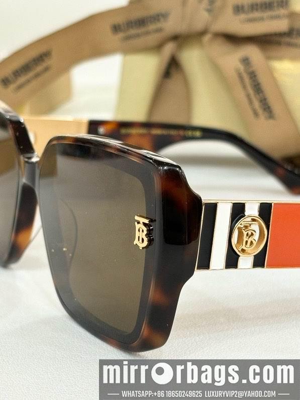 Burberry Glasses smx88