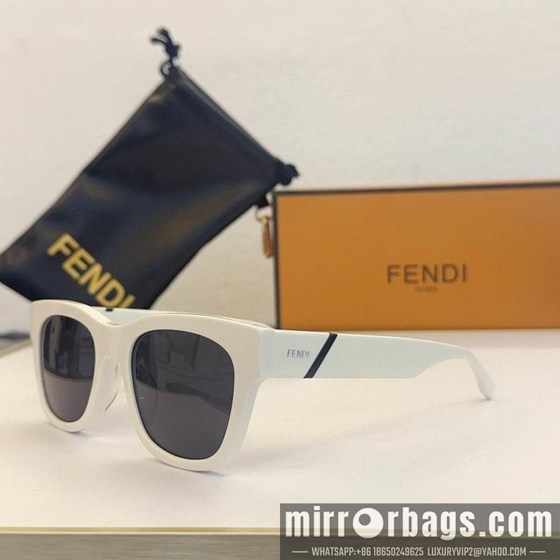 Fendi Glasses smx144