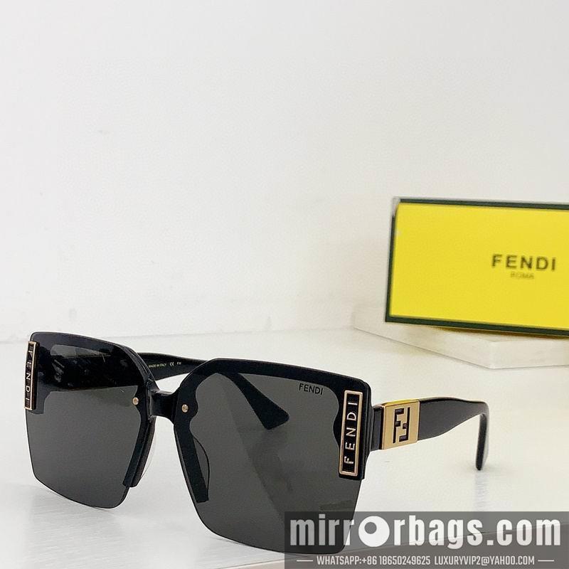 Fendi Glasses smx42