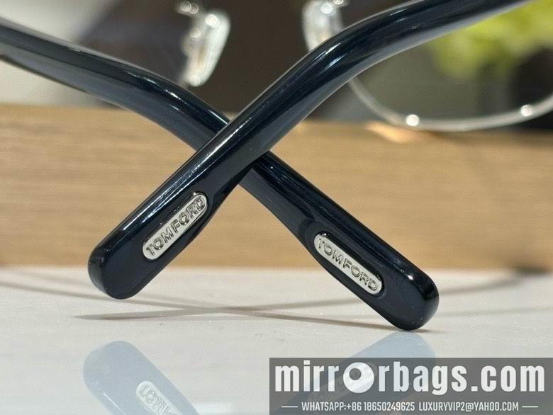 Tom Ford Glasses smx162