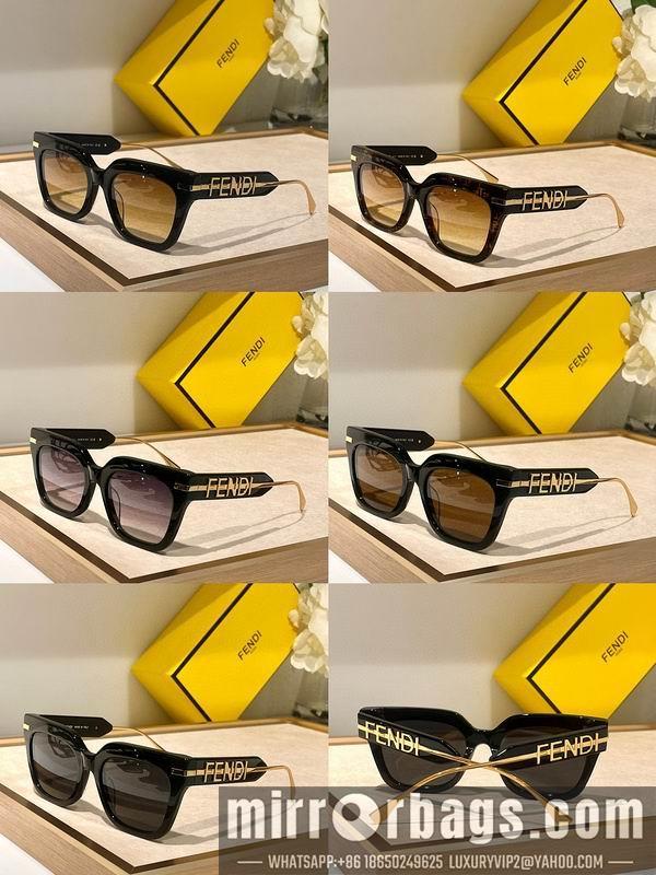 Fendi Glasses smx111