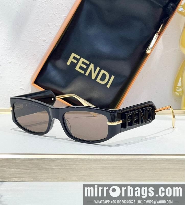 Fendi Glasses smh115