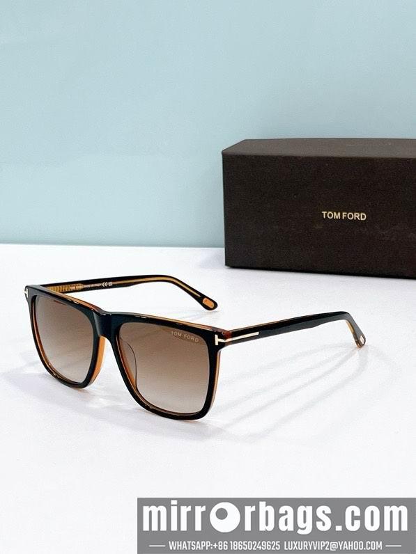 Tom Ford Glasses smx141