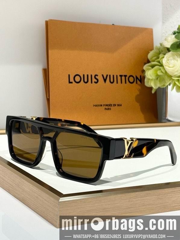 LV Glasses smx204