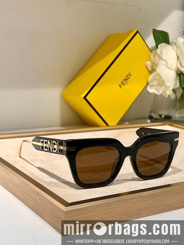 Fendi Glasses smx111