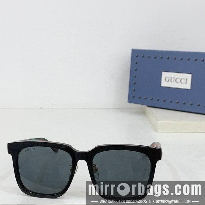 Gucci Glasses smx156