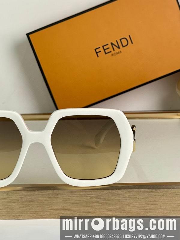 Fendi Glasses smh85