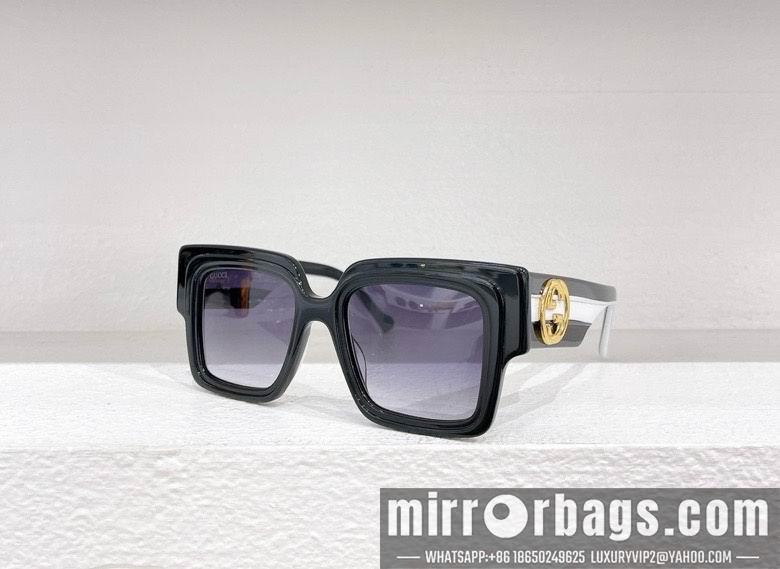 Gucci Glasses smx106