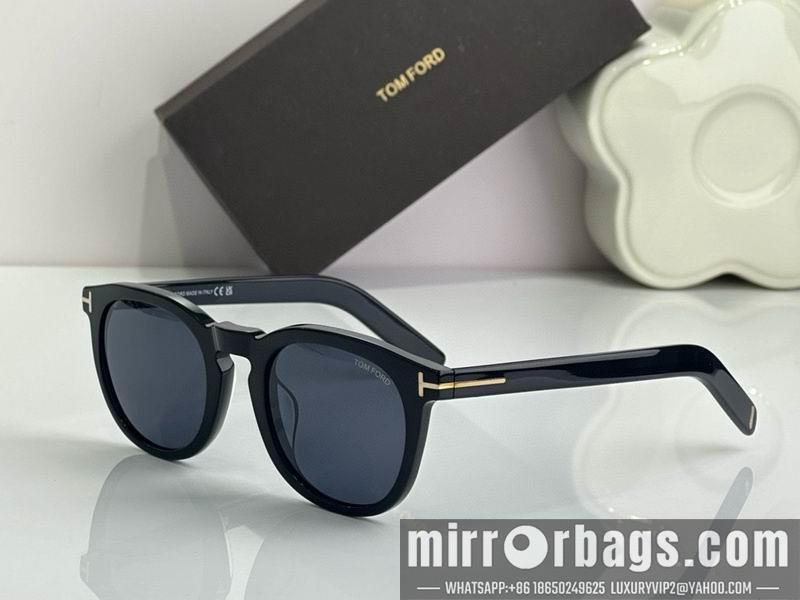 Tom Ford Glasses smx101