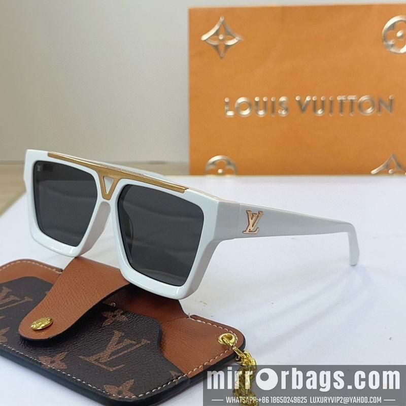 LV Glasses smr120