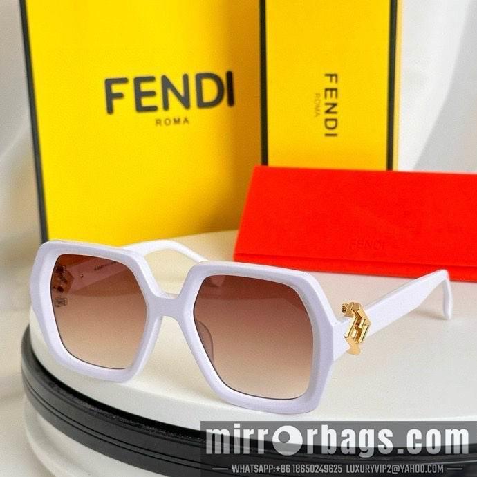 Fendi Glasses smx162