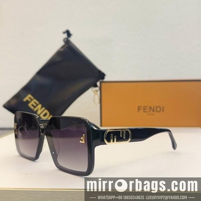 Fendi Glasses smx136