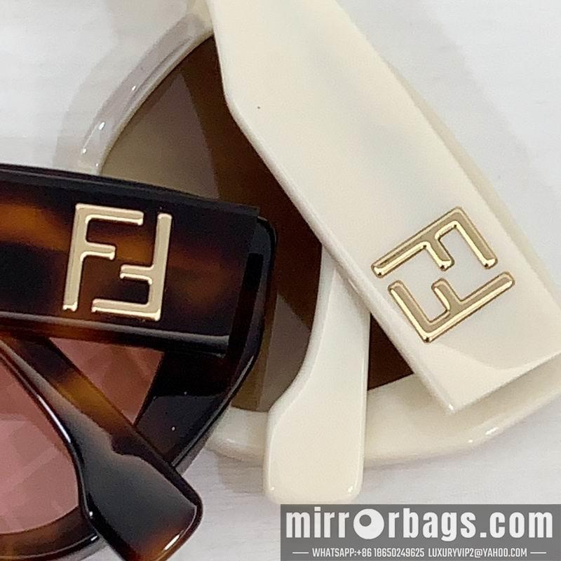Fendi Glasses smh34