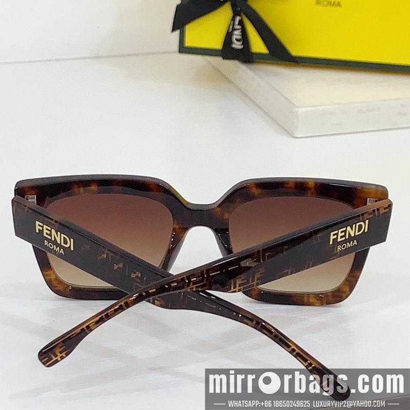 Fendi Glasses smh34