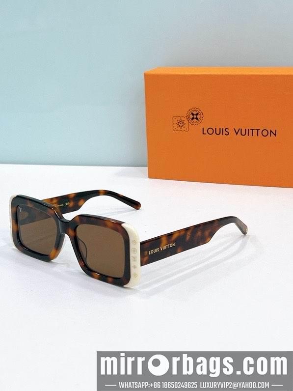 LV Glasses smx128