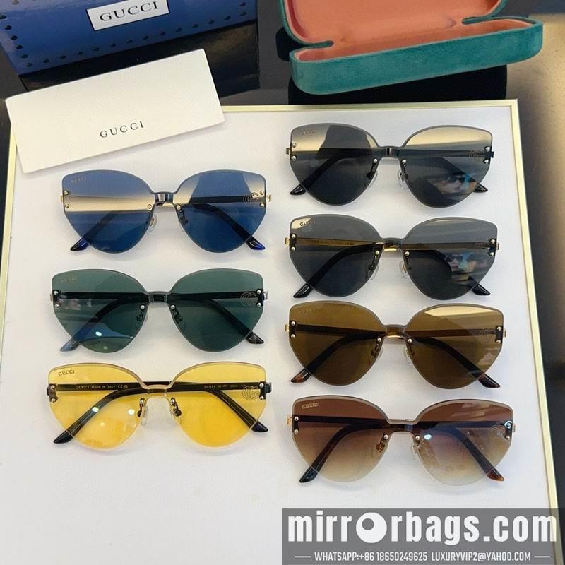 Gucci Glasses smx132