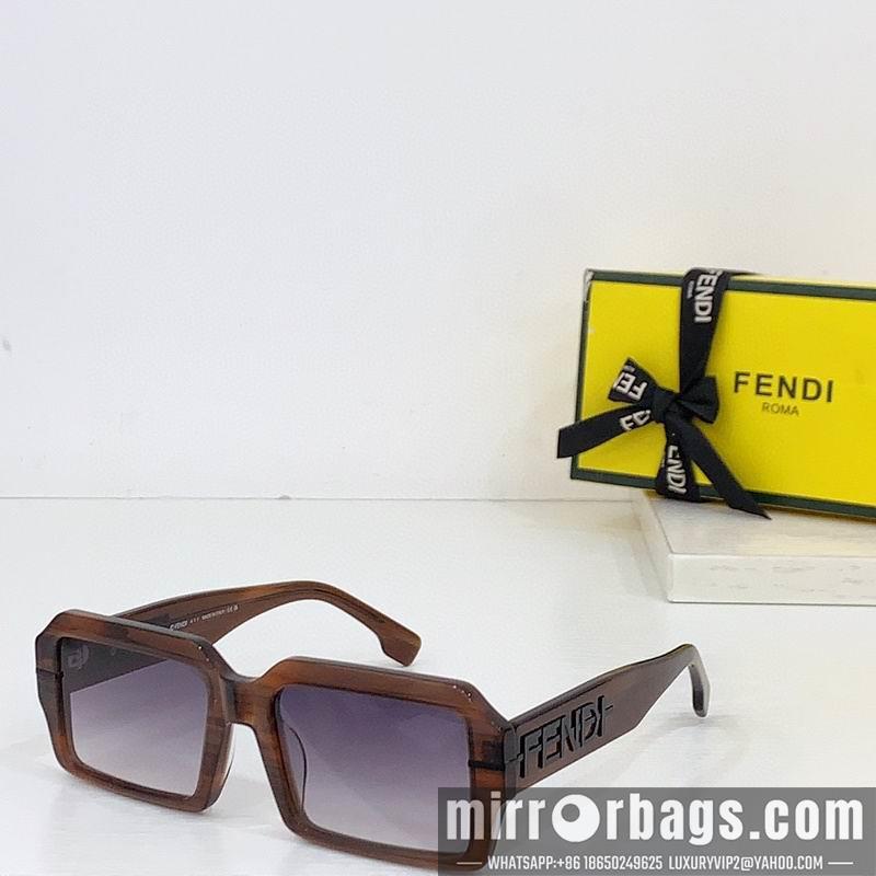 Fendi Glasses smh24