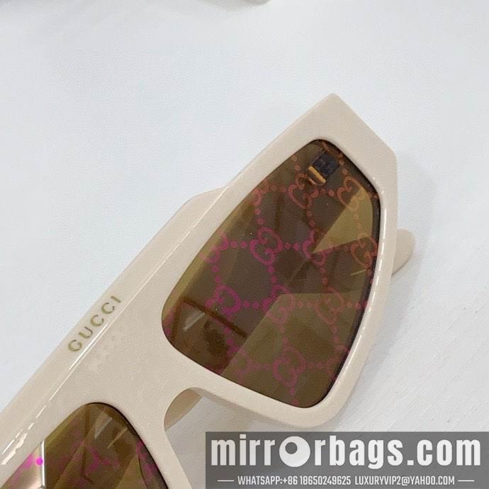 Gucci Glasses smr12