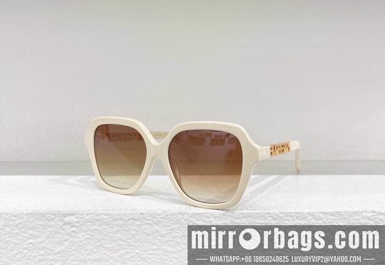 Burberry Glasses smx58