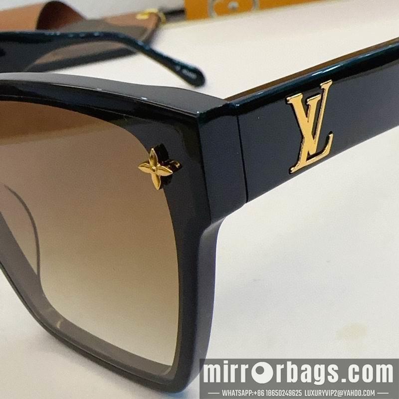 LV Glasses smx154