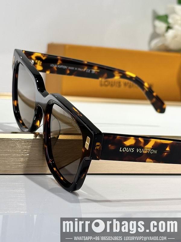 LV Glasses smh107