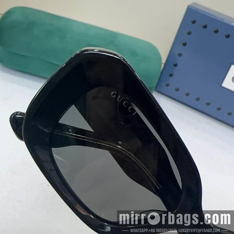 Gucci Glasses smh65