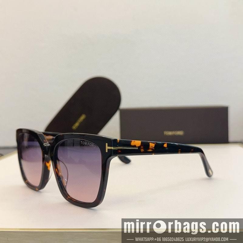 Tom Ford Glasses smx144
