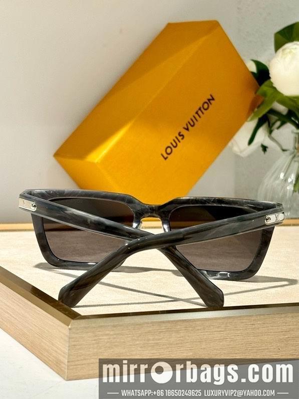 LV Glasses smx203
