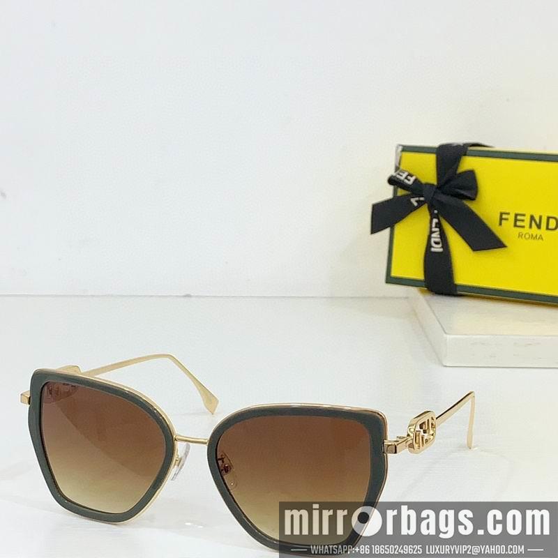 Fendi Glasses smh53