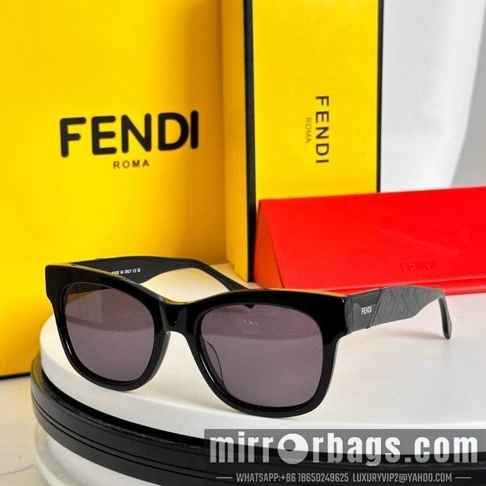 Fendi Glasses smx160