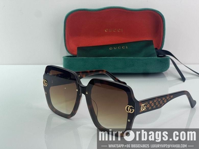 Gucci Glasses smx71